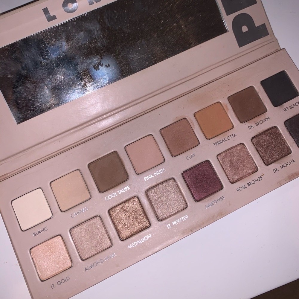Lorax pro eyeshadow pallet